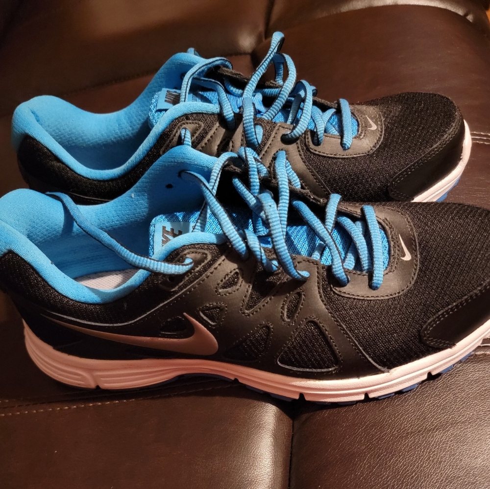 Men's Nike sneakers